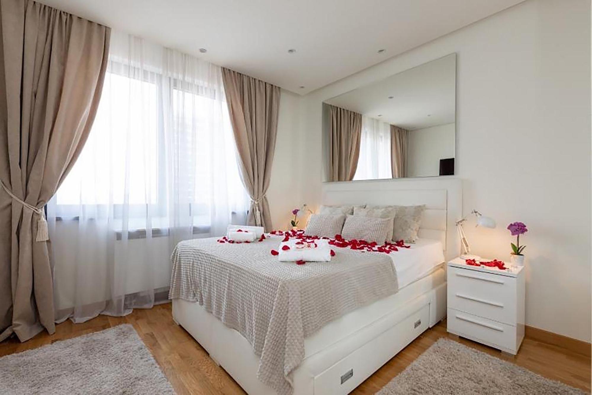 Bw Lux - Beograd Na Vodi * Belgrado